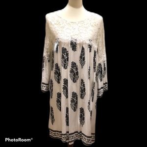 White & Black Boutique dress lined